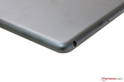 As usual, headphones can be connected in the upper left.
