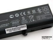 The battery keeps the 14 incher upright for almost five hours.