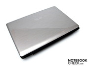 The pattern successfully imitates a brushed aluminium texture.