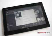 The touchscreen can be controlled via fingers or with the digitizer pen, but the panel is definitely not the highlight of the tablet.