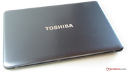 The lid's back is comprised of aluminum