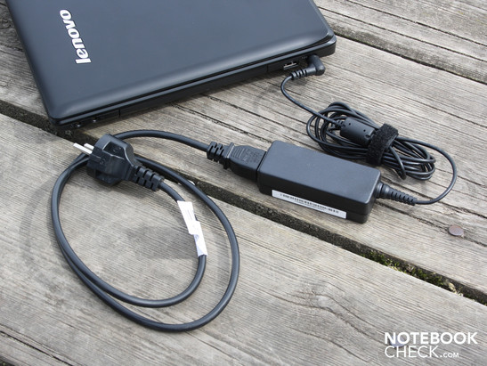 Lenovo IBM G575 M522BGE/M5229GE: The free DOS bargain with a strong battery life but weak performance