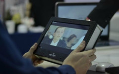 MasterImage 3D showing off glass-free 3D on Qualcomm tablet