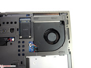Both an mSATA slot as well as a UMTS slot is available.