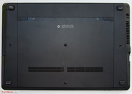 Exemplary: the bottom panel can be opened without using any tools.
