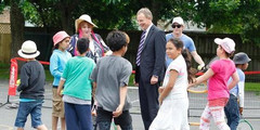 New Zealand plans to distribute 31,000 portable computers to children New Zealand plans to distribute 31,000 portable computers to children