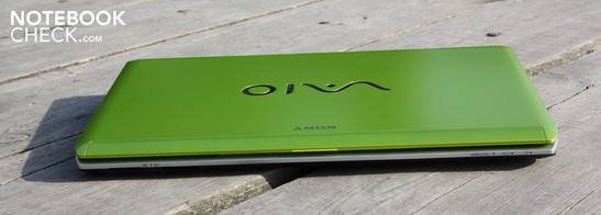 Sony Vaio VPC-Y21S1E: high-end subnotebook with a good mobility