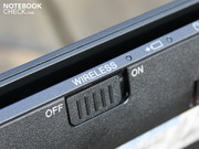 All radio modules are immediately turned off via this switch. Good for air-travelers or other sensible environments.