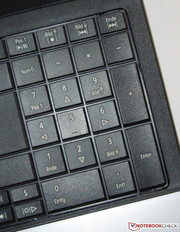 Acer TravelMate P253-MG-53234G50Maks Acer TravelMate P253-MG-53234G50Maks