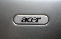 Acer announces slide tablet for Christmas 2011 release Acer announces slide tablet for Christmas 2011 release