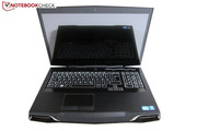 Alienware M17x R4, GTX 680M, i7-3820QM Alienware M17x R4, GTX 680M, i7-3820QM