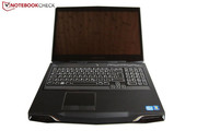 Alienware M17x R4, GTX 680M, i7-3820QM Alienware M17x R4, GTX 680M, i7-3820QM