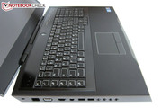 Alienware M18x R2, GTX 680M SLI, Core i7-3820QM Alienware M18x R2, GTX 680M SLI, Core i7-3820QM