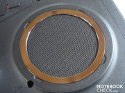 The louver is directed towards the left and has a louver in the case tray