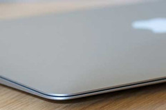 Apple might be planning a 14-inch Macbook Air