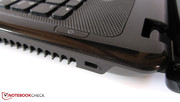 The 15 incher can be secured against theft via a Kensington lock.