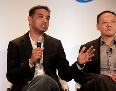 Analyst lowers forecast on Motorola Xoom due to poor sales Analyst lowers forecast on Motorola Xoom due to poor sales