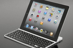 ZAGGKeys brings you a bluetooth keyboard for iPad and Android ZAGGKeys brings you a bluetooth keyboard for iPad and Android