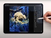 The new iPad Pro lineup features tandem OLED screens and the new M4 SoC. (Source: Dave2D on YouTube)