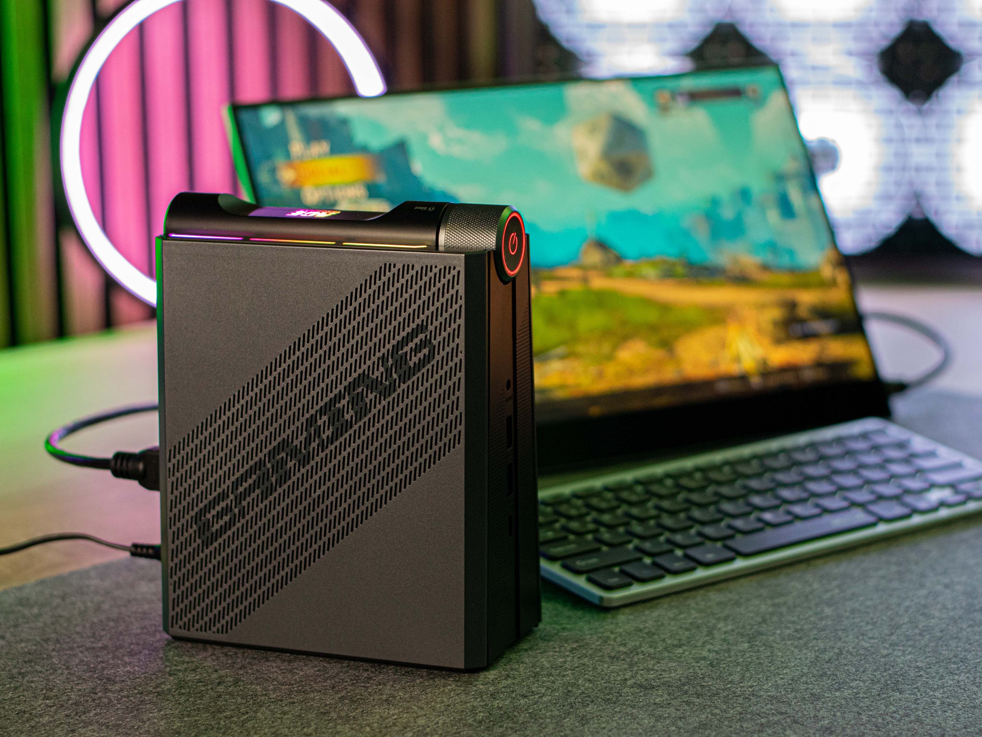 Ace Magician AM08 Pro gaming mini PC with Radeon 680M and Ryzen 9 6900HX in our extensive test