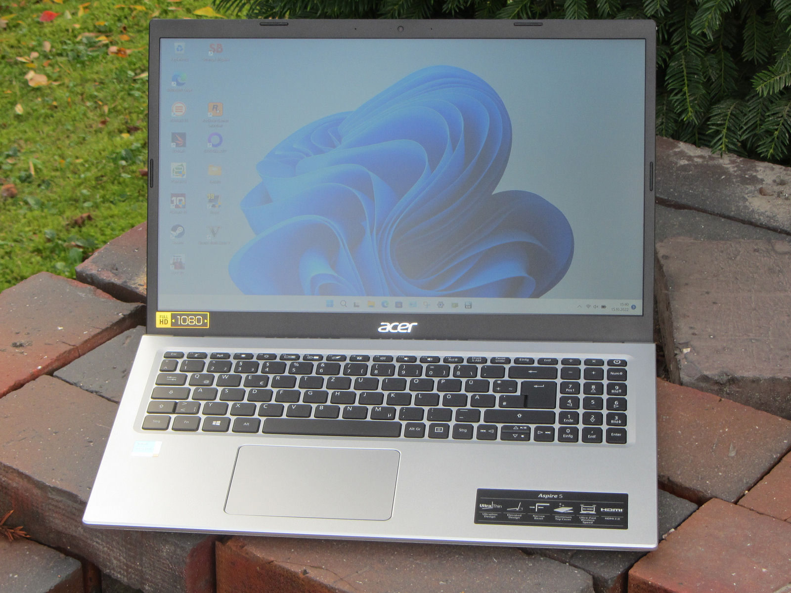 Dando inversión Discrepancia Acer Aspire 5 A515-56 review: Good value office laptop with reasonable  battery life - NotebookCheck.net Reviews