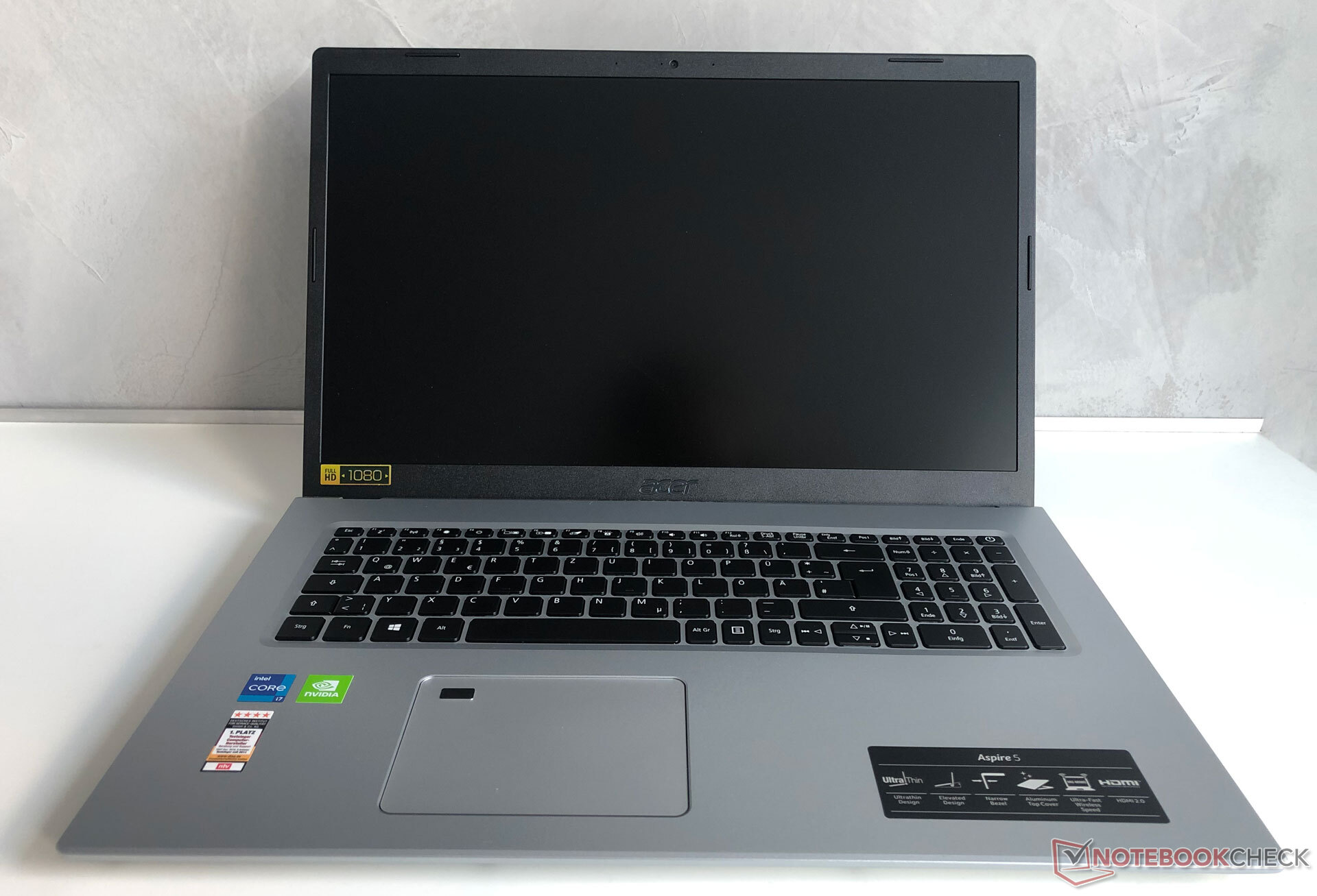 Aspire a517 51g. Acer Aspire 5 a517-51g.