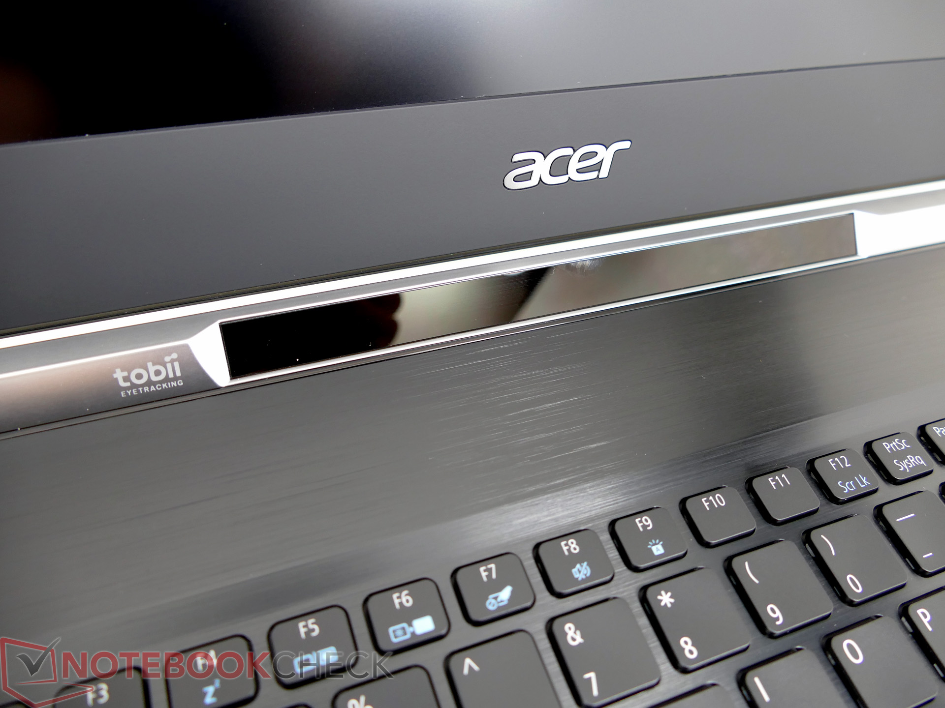 Acer Aspire V17 Nitro BE VN7-793-738J. 