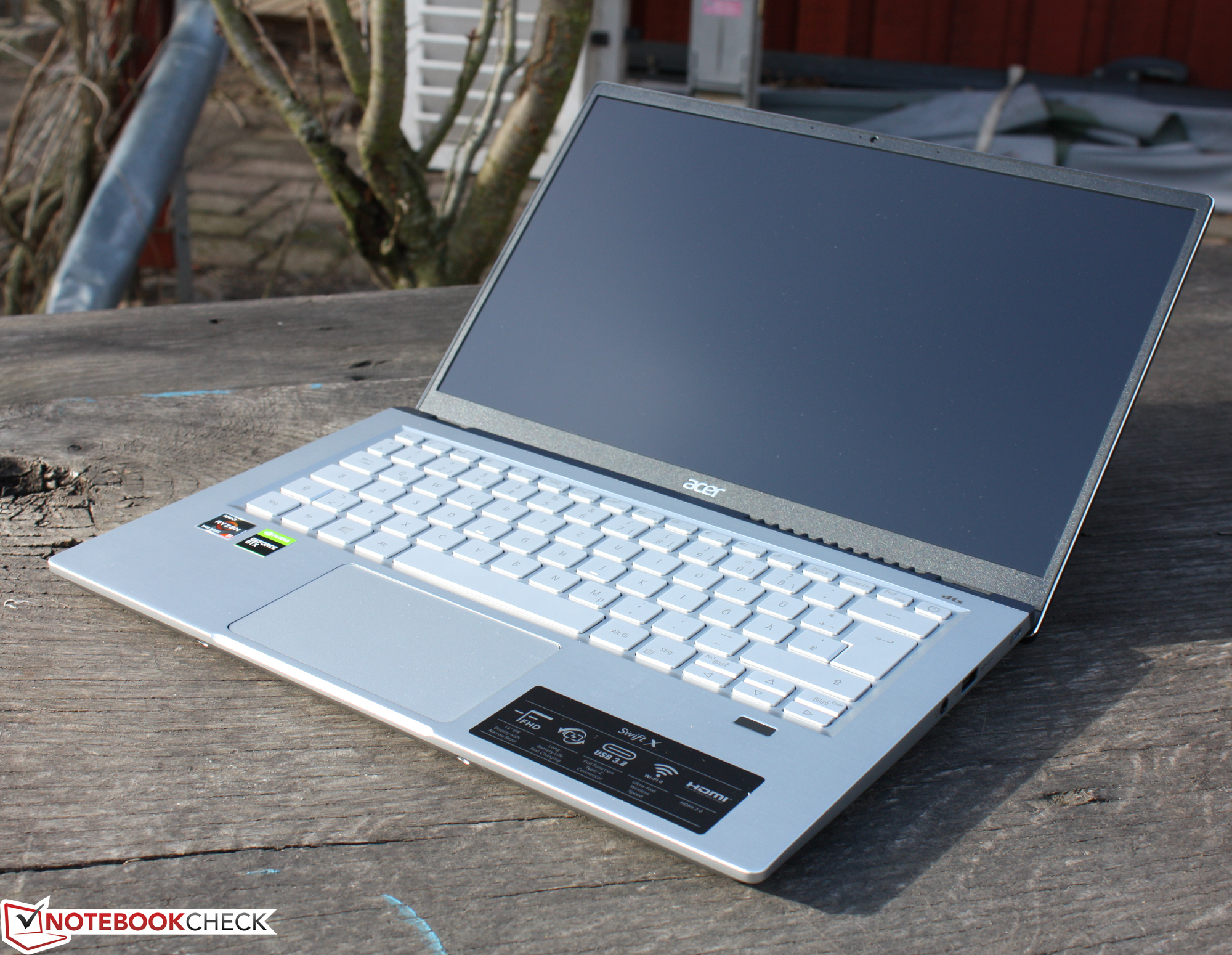 Acer Swift X SFX14 with GTX 1650 in review: Swift Ryzen laptop thumbnail