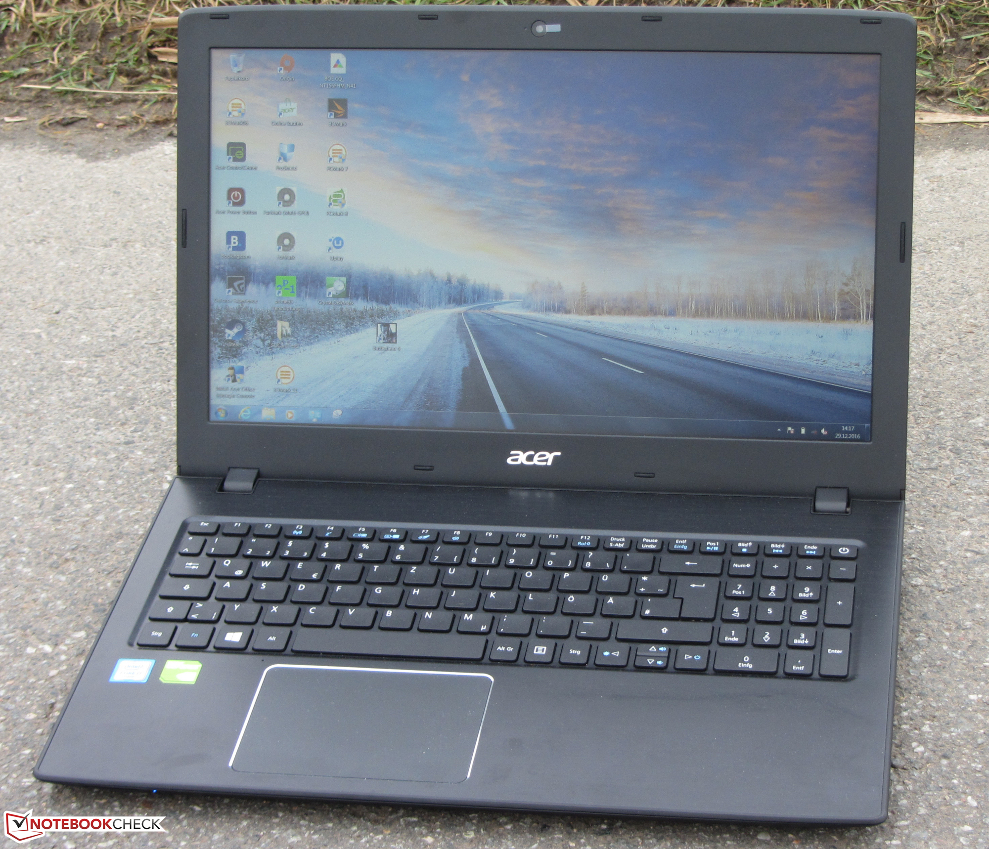 Acer TravelMate P259-MG-71UU Notebook Review - NotebookCheck