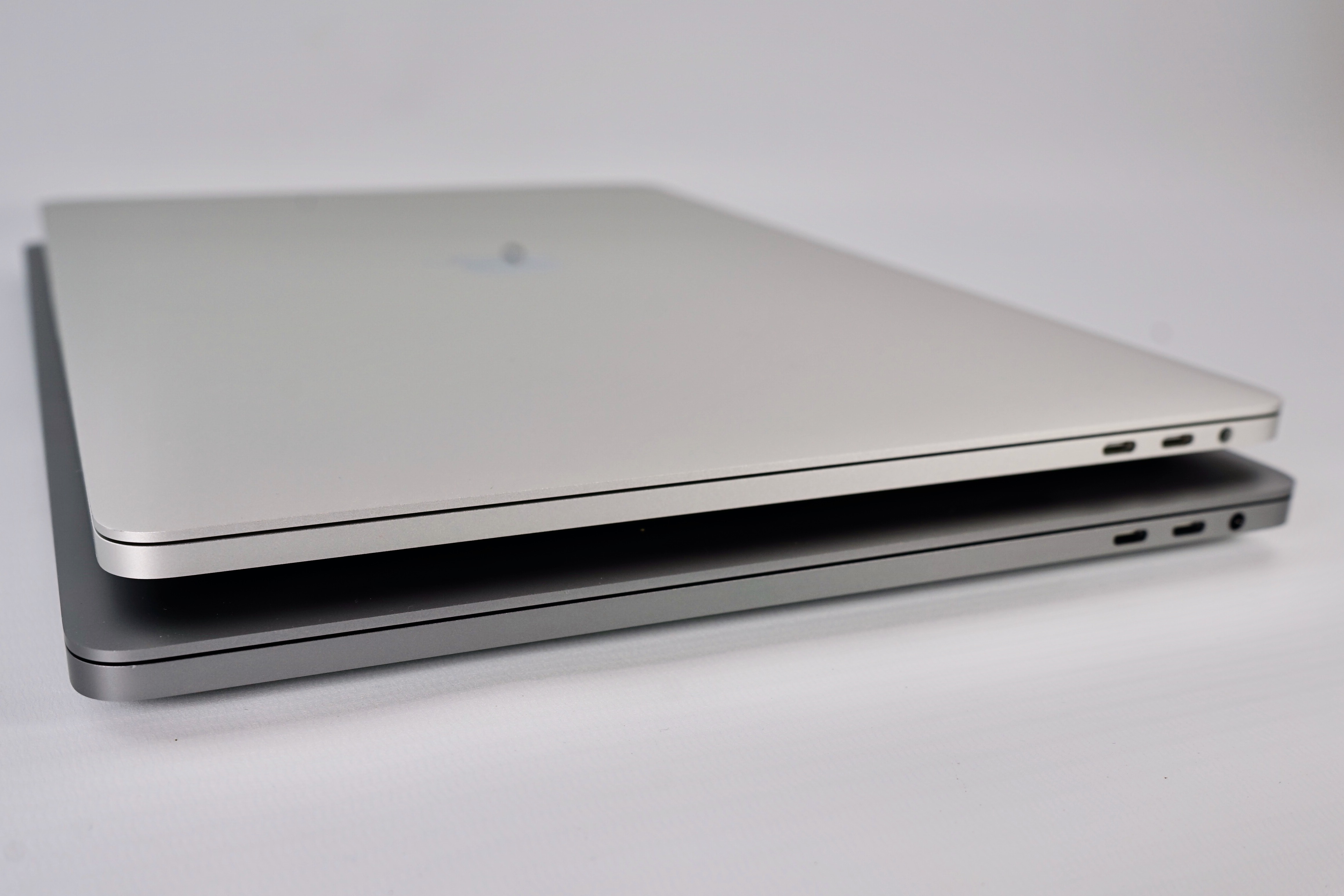Apple MacBook Pro 16 2019 Laptop Review: A convincing Core i9-9880H and ...