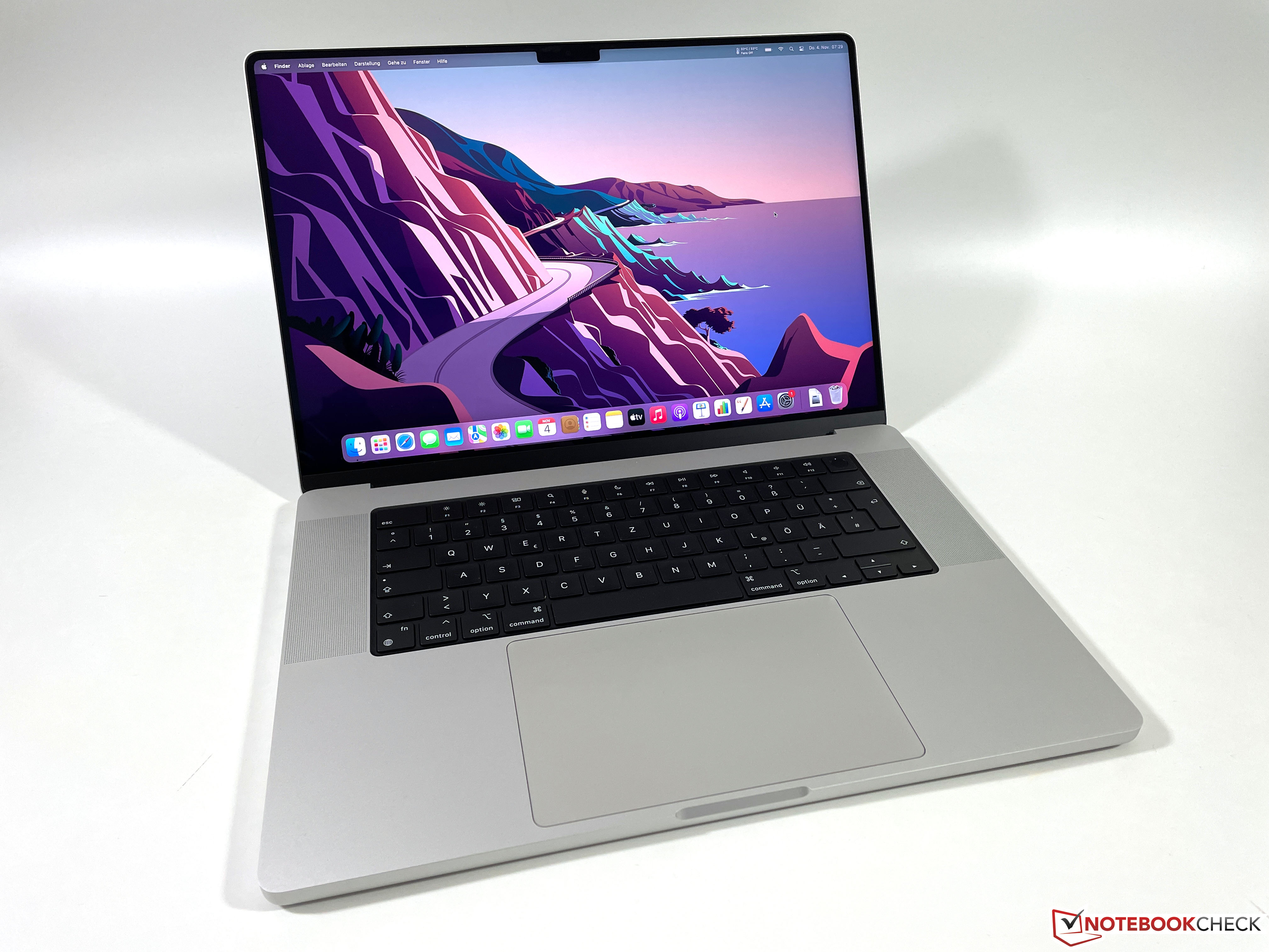Apple MacBook Pro 16 2021 M1 Pro in Review - The best Multimedia ...