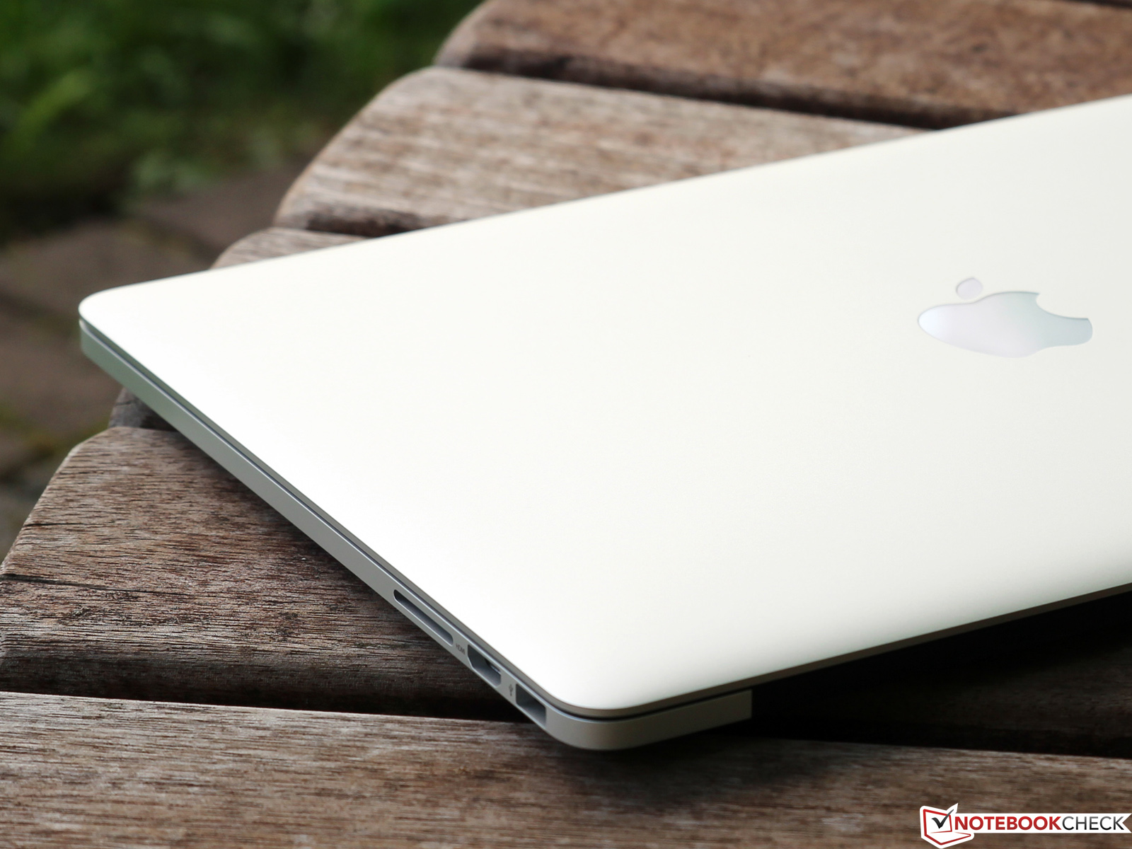 Apple Macbook Pro Retina 15 Mid 15 Review Notebookcheck Net Reviews