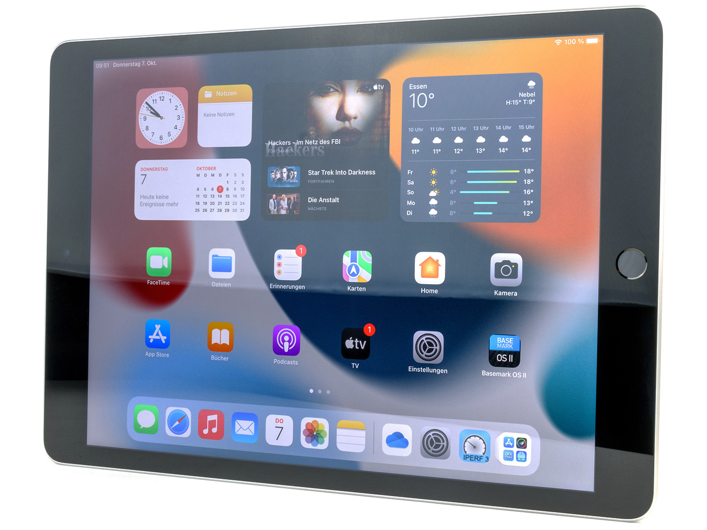 2021 Apple iPad 10.2 (9th Gen) review: Subtle improvements for the most  affordable Apple tablet -  Reviews