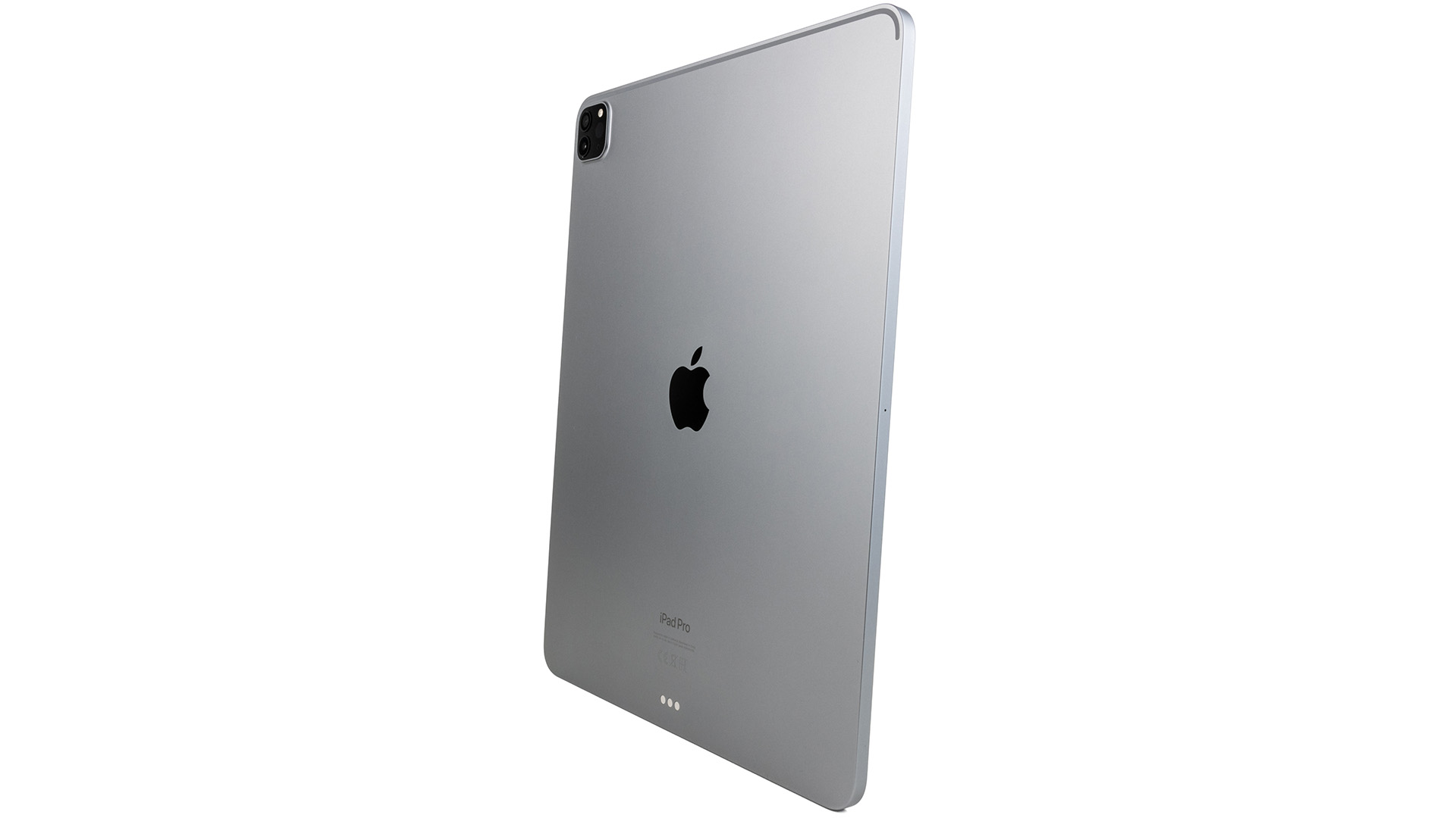 Apple iPad Pro 12.9 (2022) review: Apple's giant tablet now runs with the M2  SoC -  Reviews