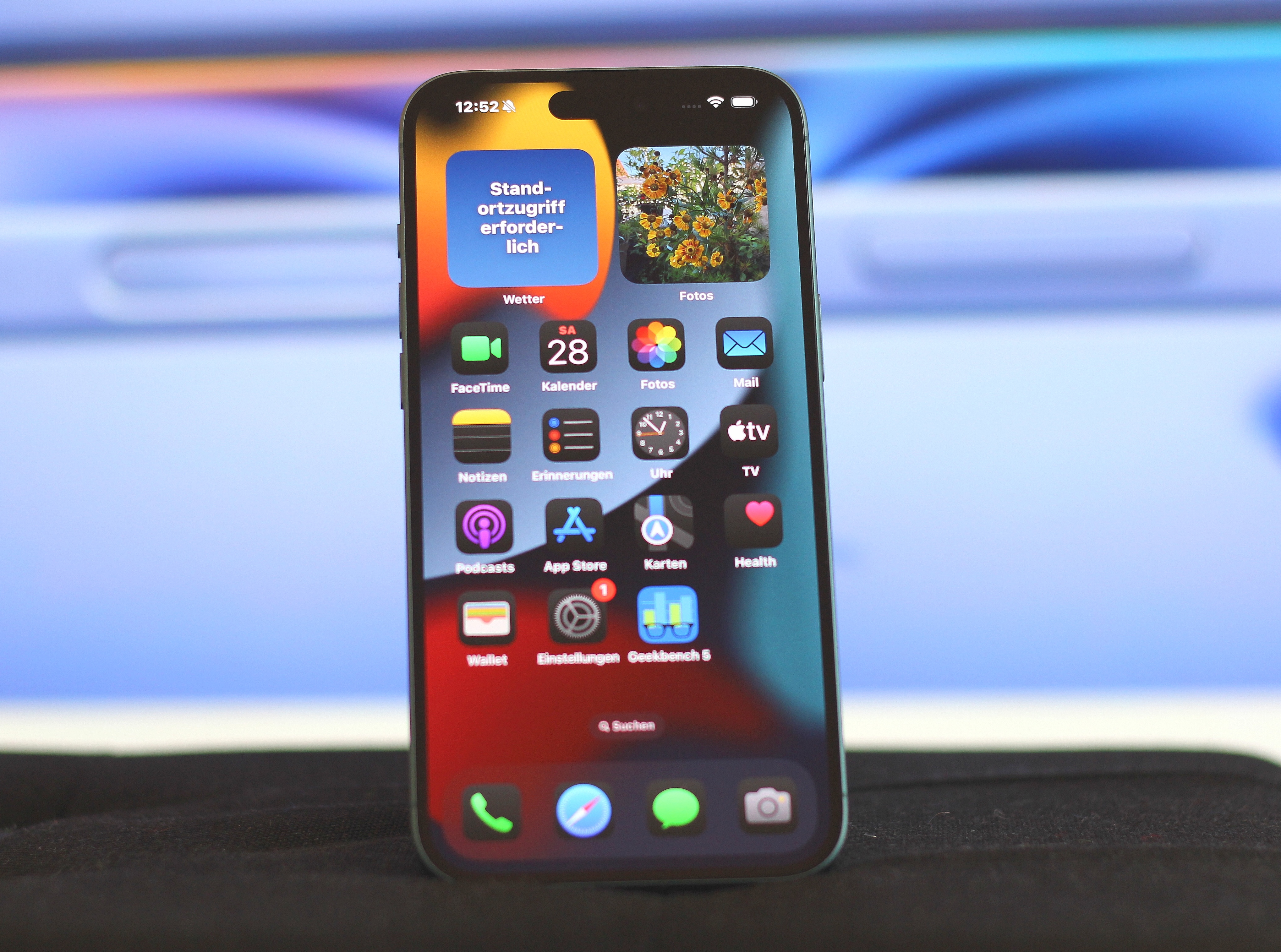 Iphone Plus Apple iPhone 16 Plus smartphone review – The big one with a new design ...