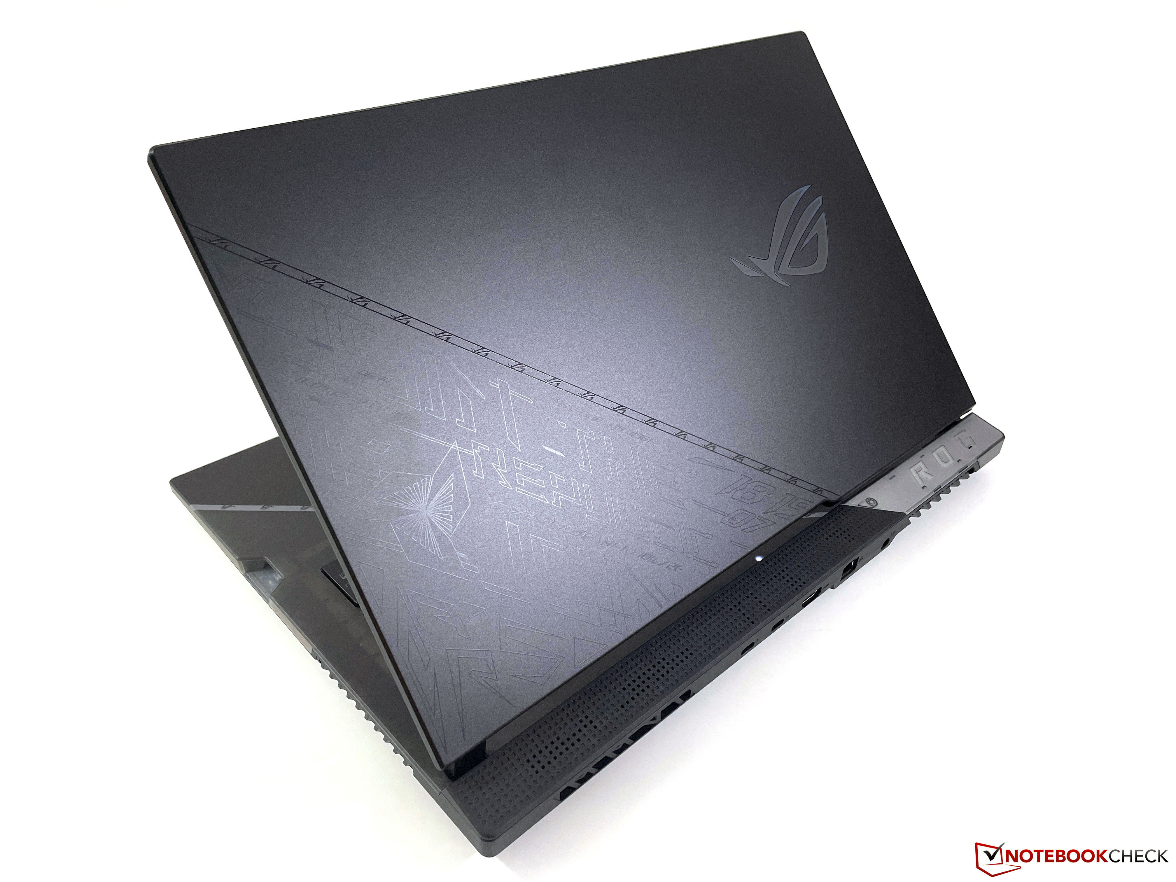 Asus Rog Strix Scar 17 Se Review Fully Equipped Gaming Laptop With Rtx 3080 Ti Notebookcheck Net Reviews