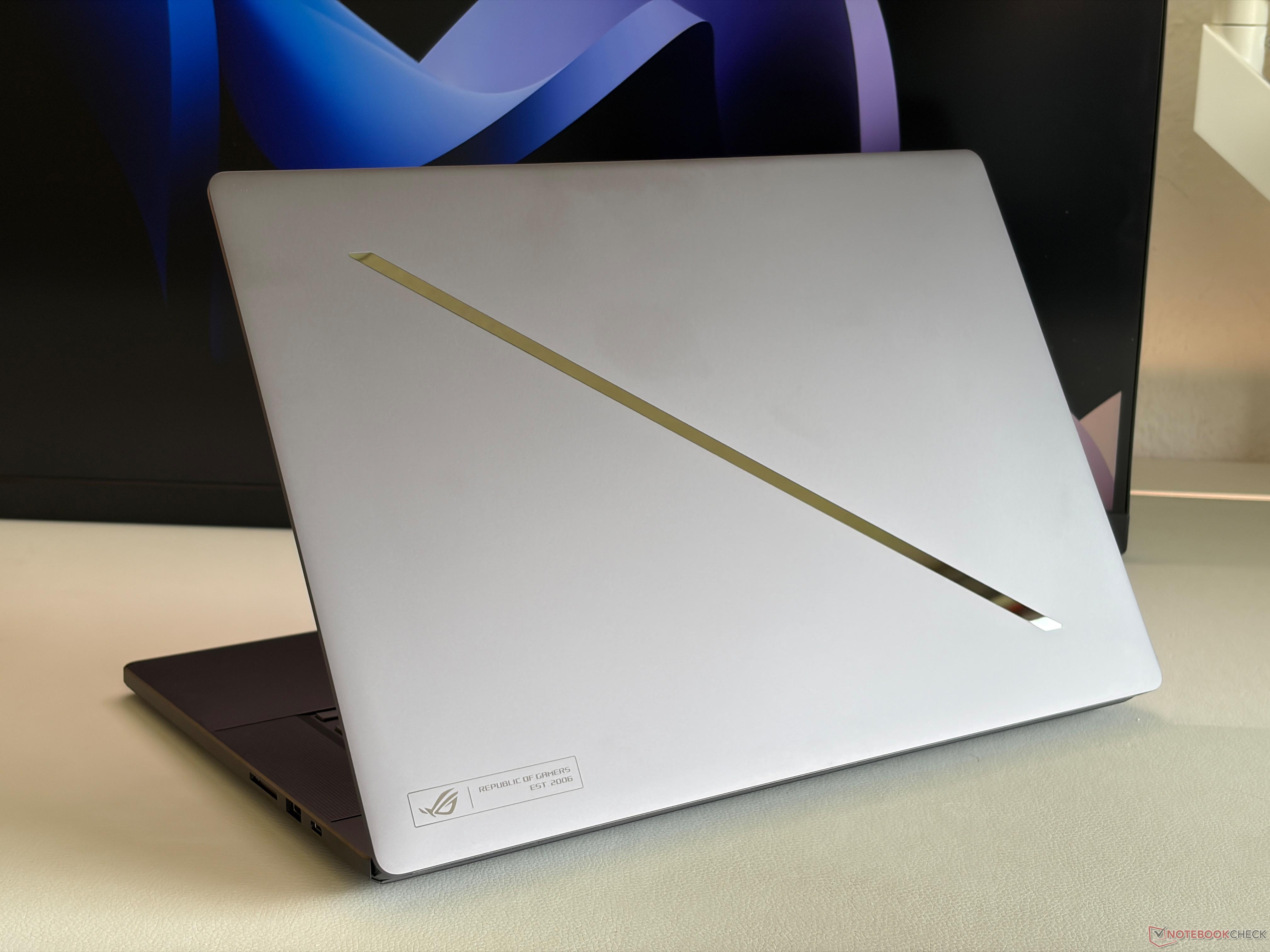 The RTX 5080 in the Asus ROG Zephyrus G16 can consume up to 160 Watts, but only for a short while