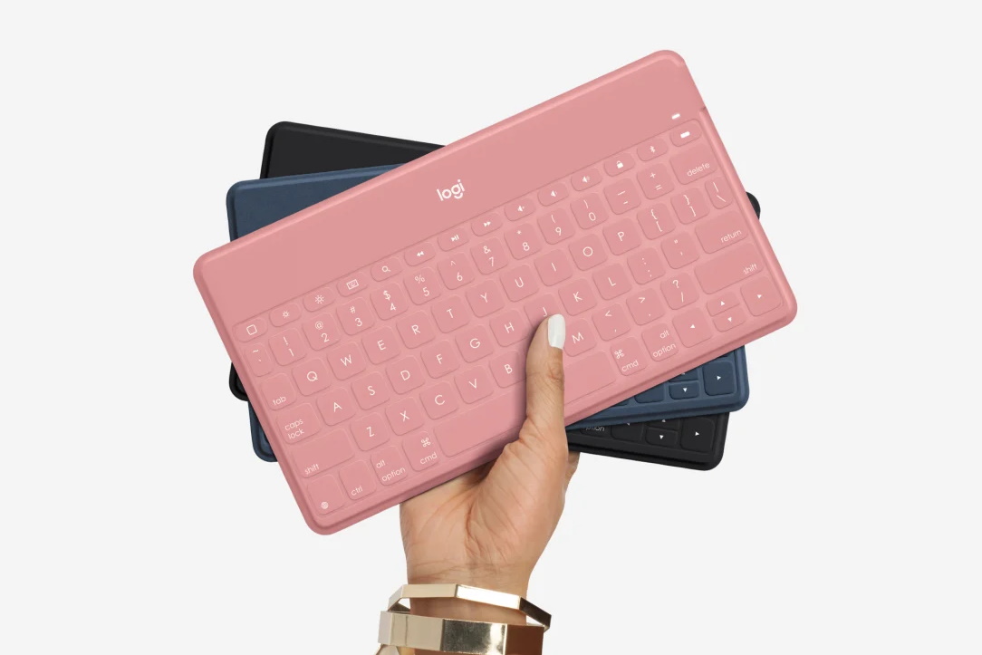 Logitech Keys-To-Go in hands-on review: Ultra-thin, small and light keyboard  for iPhone & Co -  Reviews