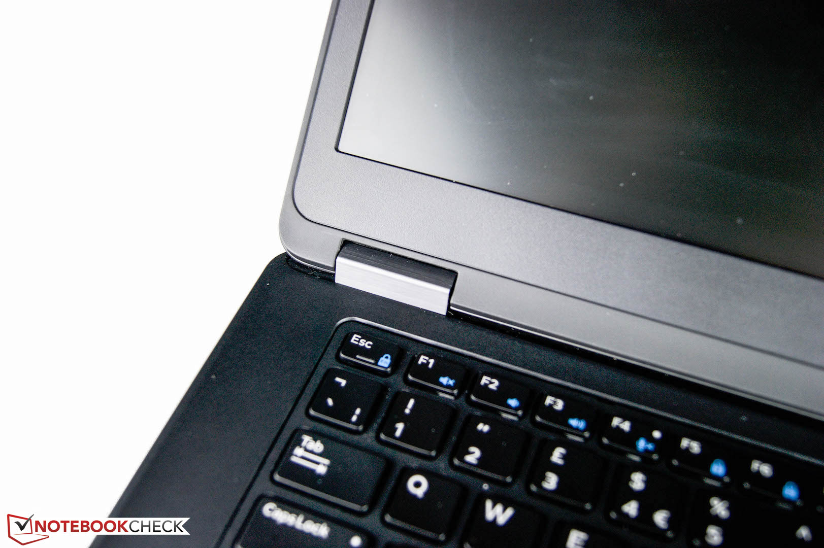 Dell Latitude 14 E5470 Notebook Review - NotebookCheck.net ...