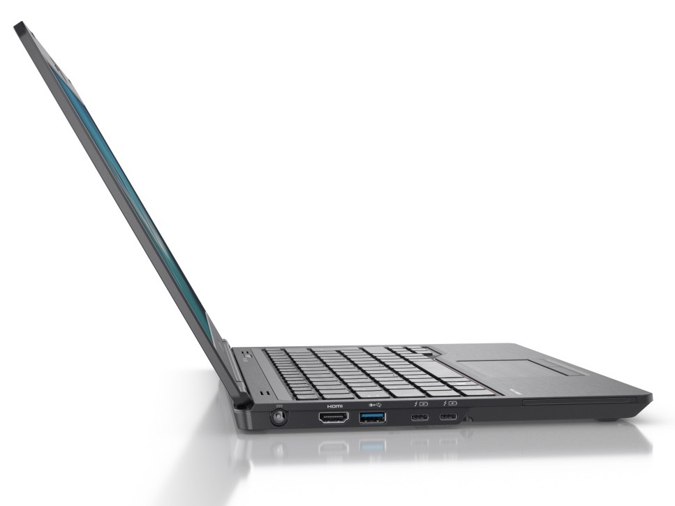 Fujitsu LifeBook U7311 Laptop Review: A lot of ports 