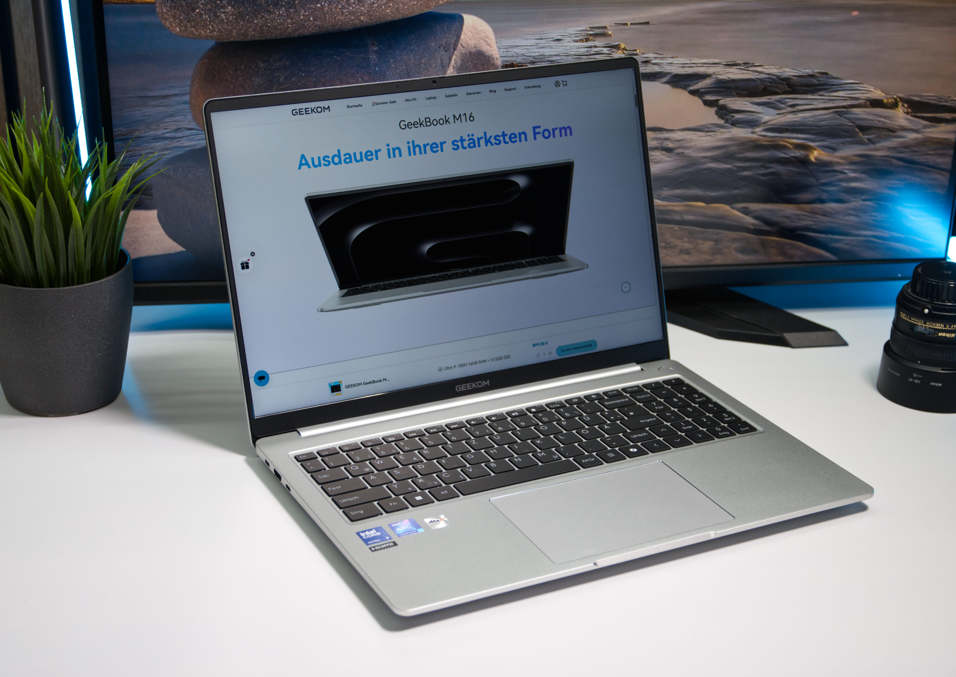 Geekom GeekBook M16 Review: This 16-inch laptop surprises with its battery life