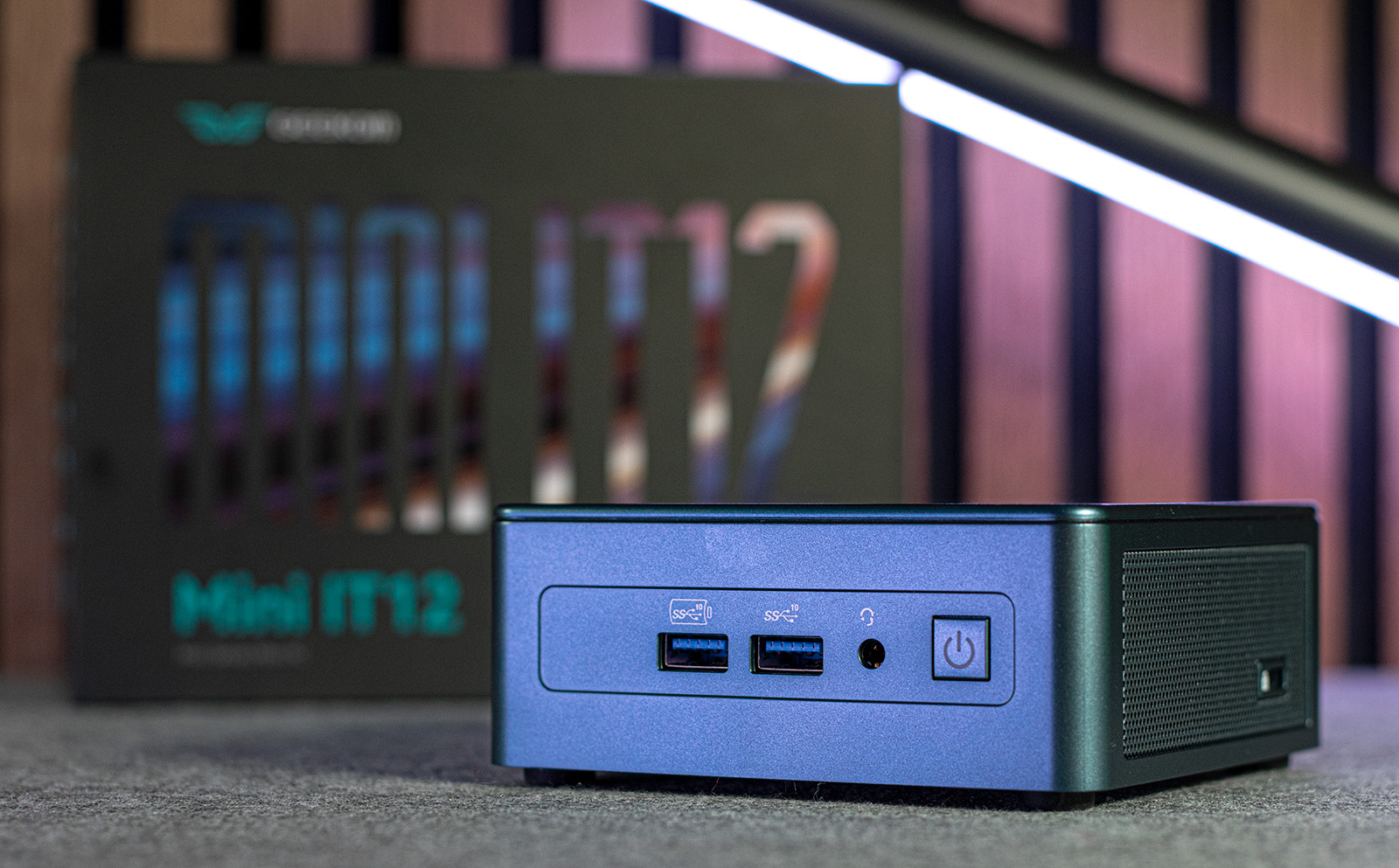 GEEKOM IT12 mini PC Review: Another Compact Beast From Geekom 