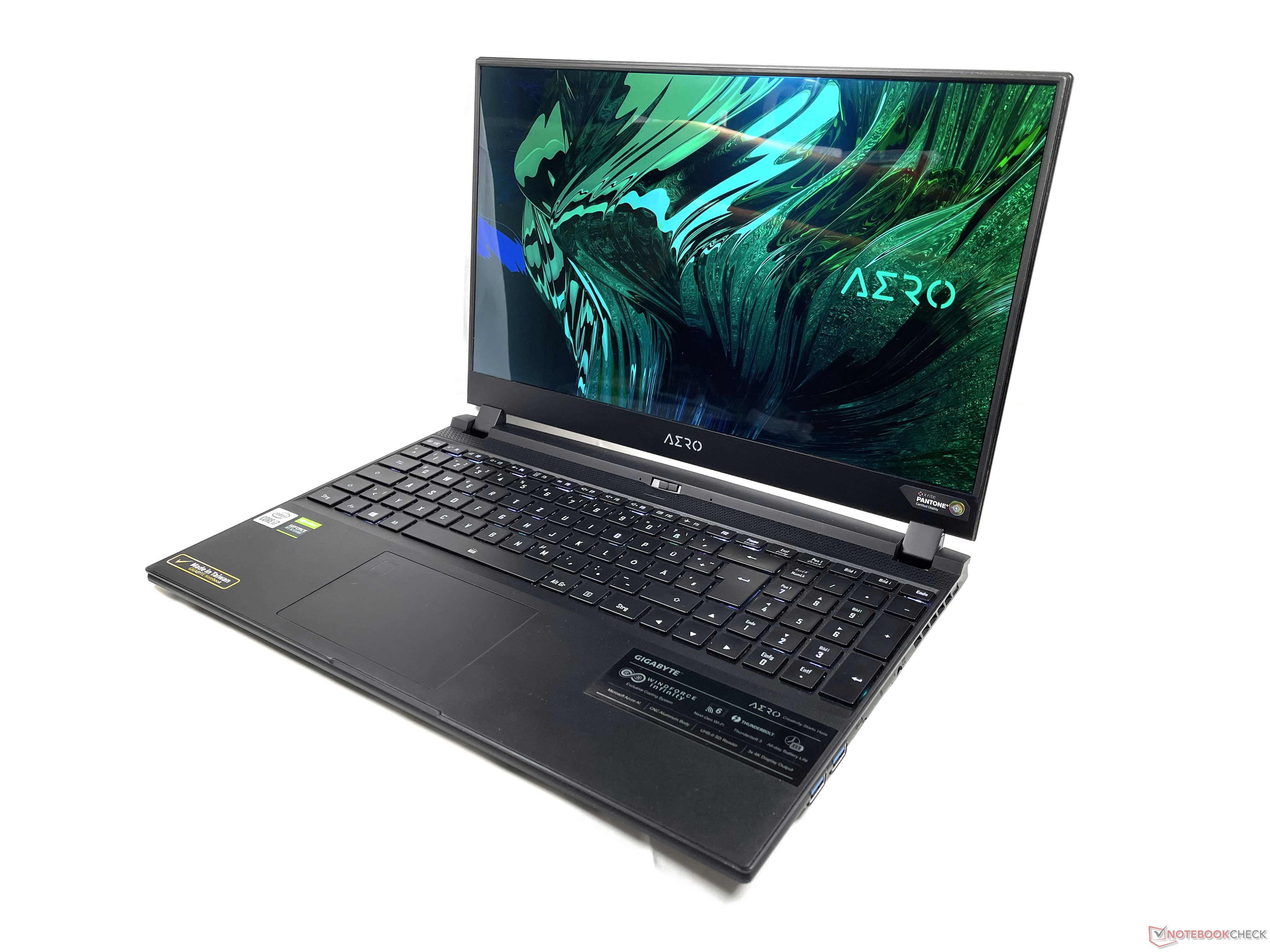 gigabyte aero 15 oled kc