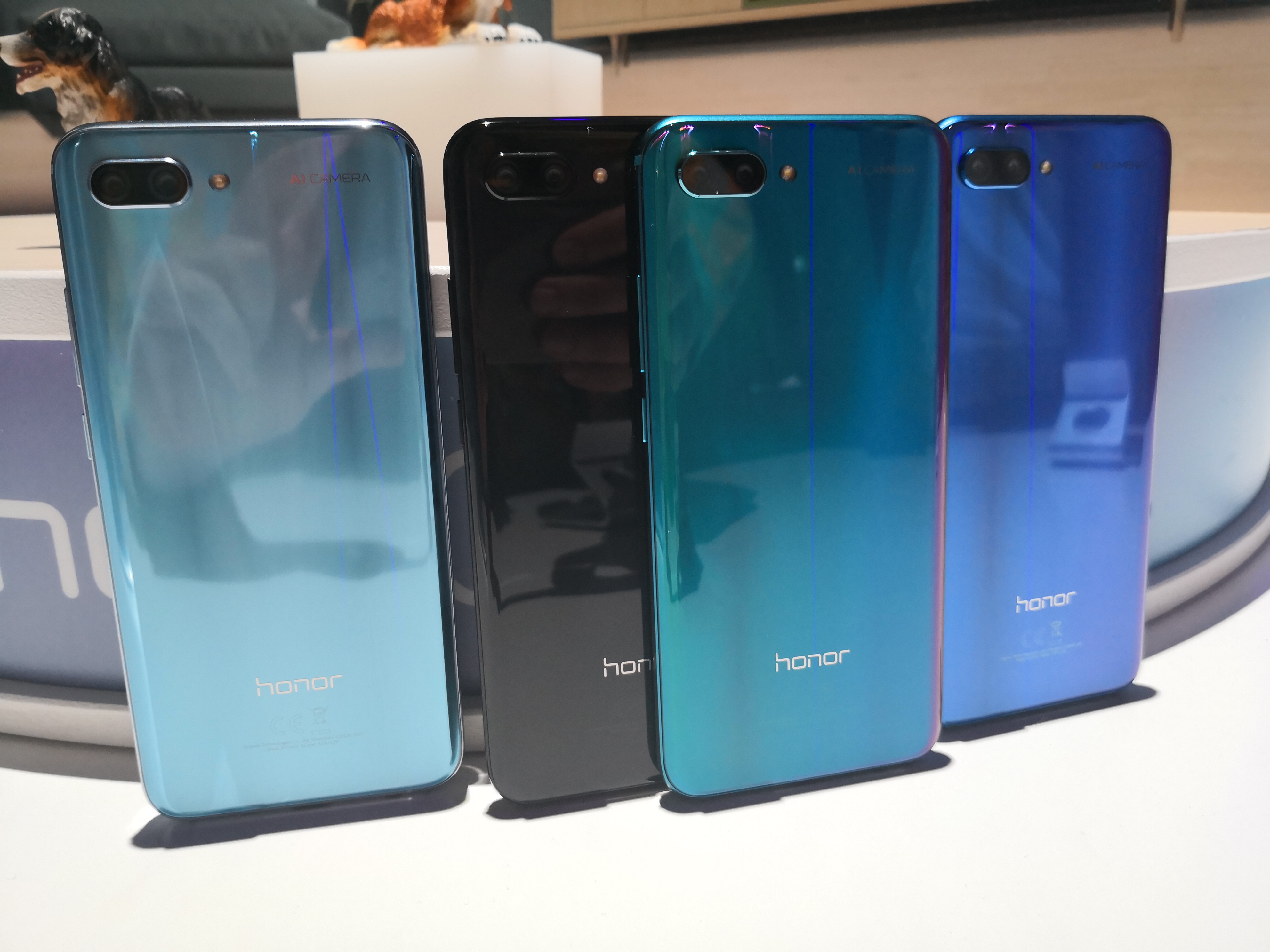 Honor 10 оригинал. Хонор 10 х. Хонор 10 цвета корпуса. Хуавей хонор 10х. Honor 10 Lite цвета корпуса.