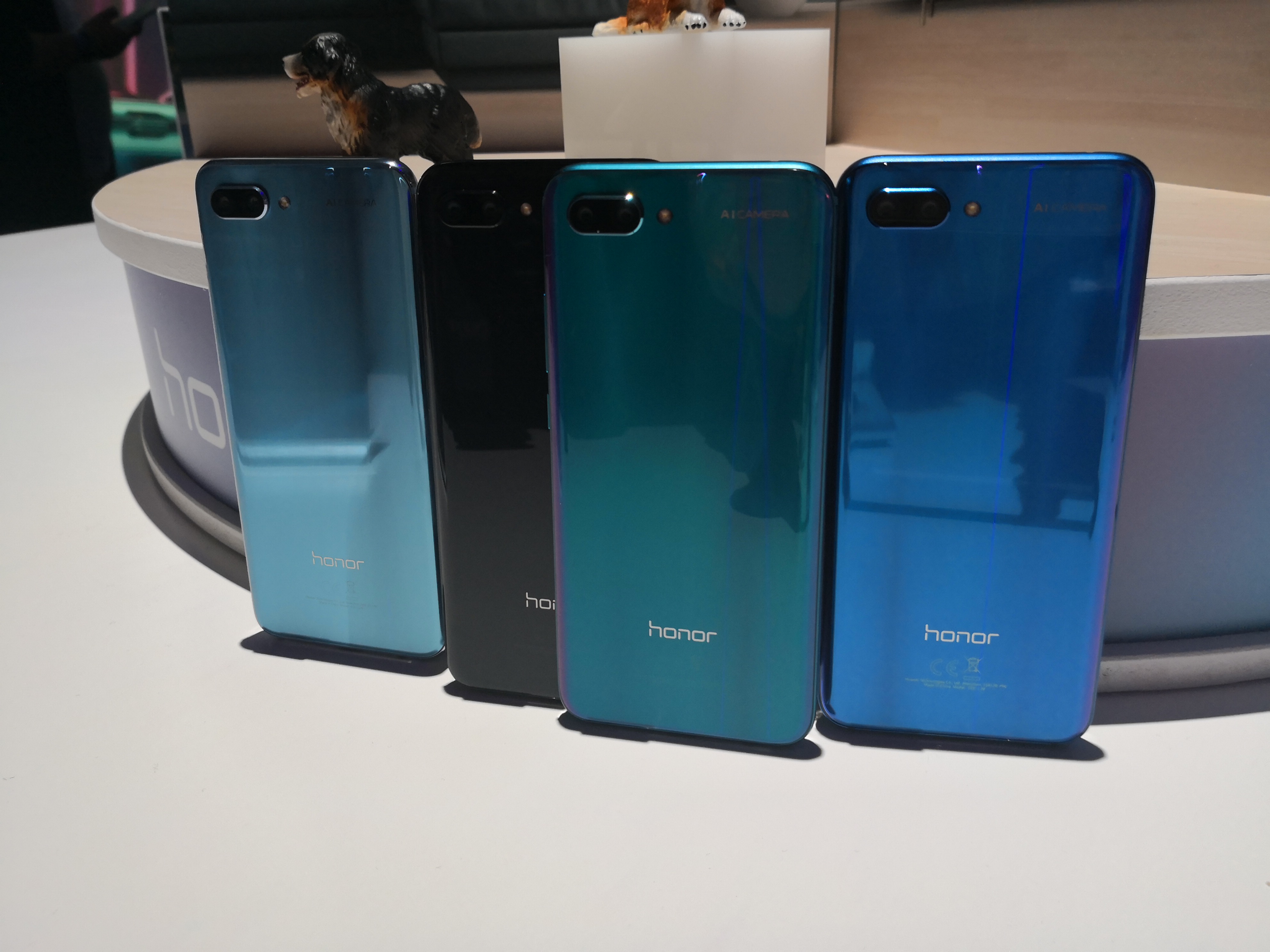Honor 10 Smartphone Review - NotebookCheck.net Reviews