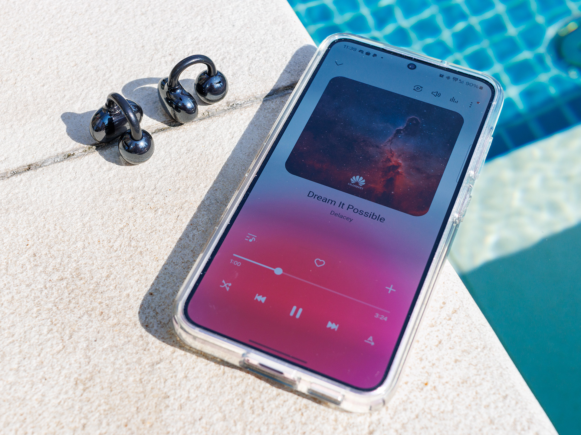 Huawei FreeClip review - Open-ear headphones with an Huawei FreeClip review - Open-ear headphones with an