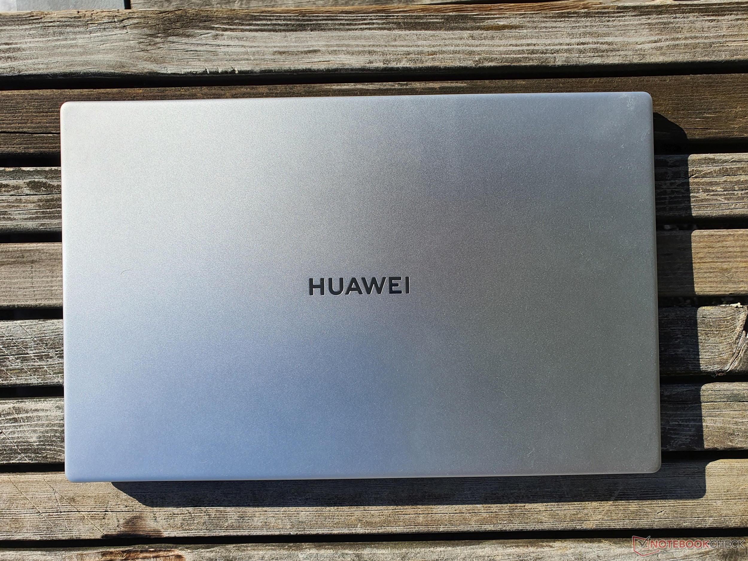 Huawei Matebook D15 Review: A Large And Light Laptop - The Reimaru Files