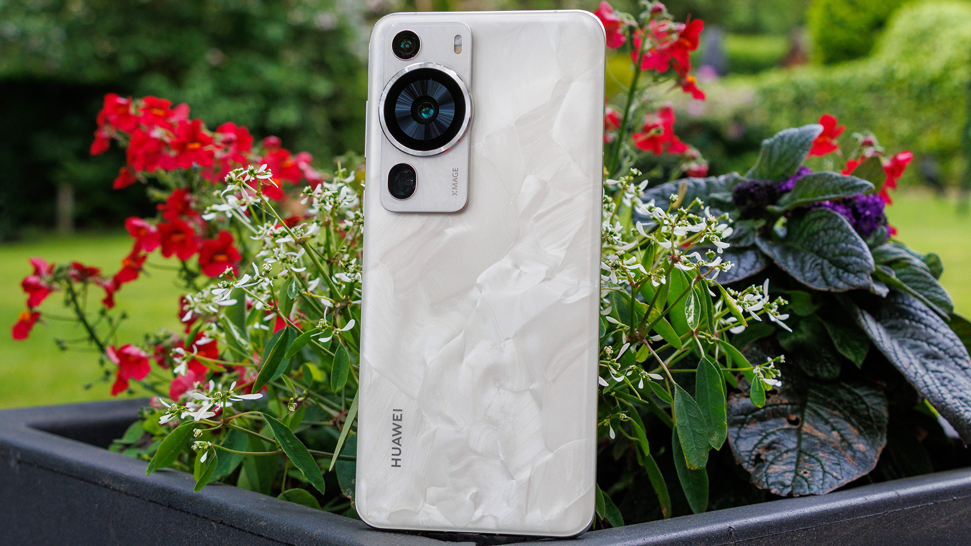 Huawei P60 Pro review - A strong camera smartphone even without Leica -   Reviews