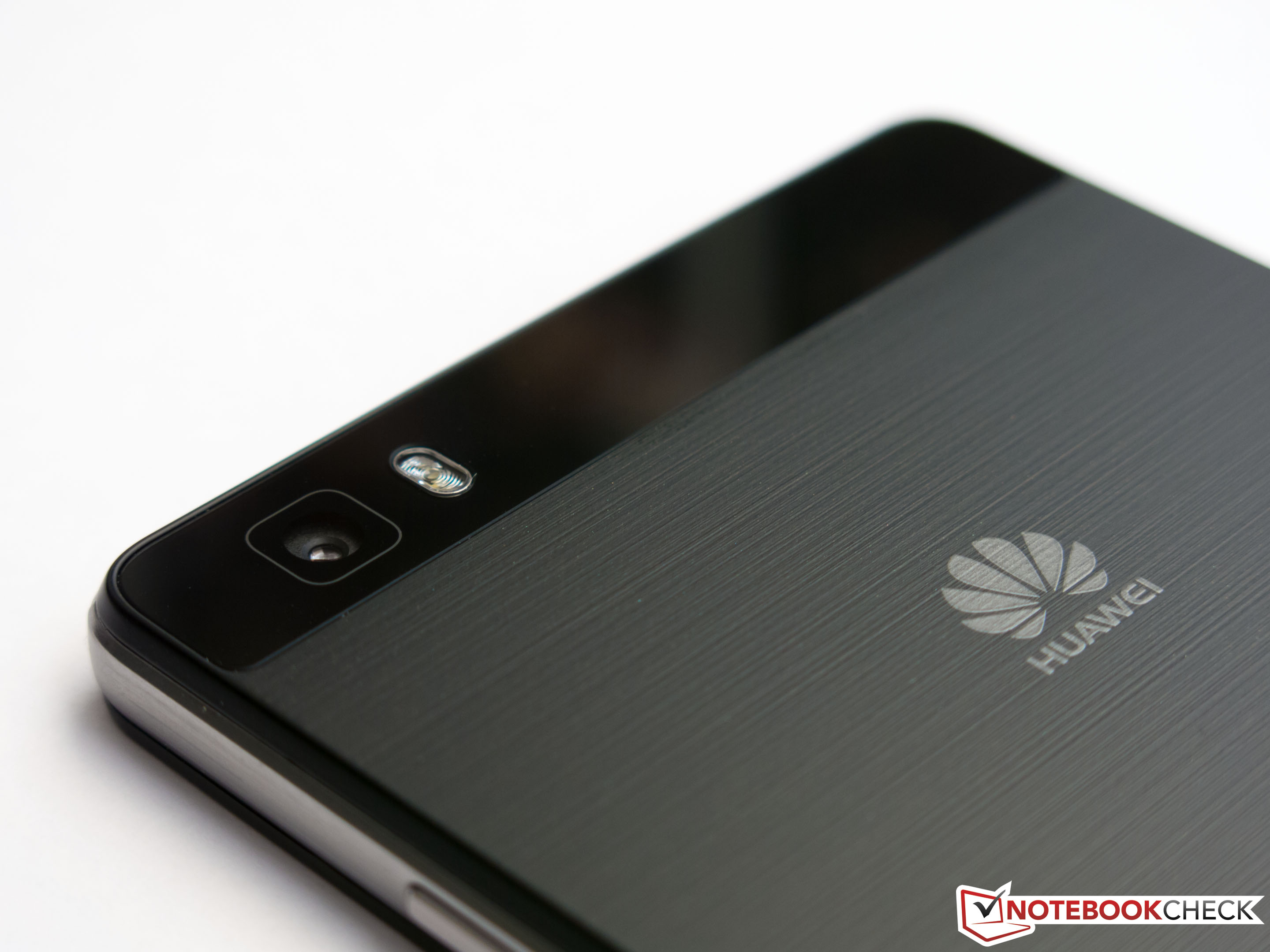 Huawei p8 lite vs zte blade s6