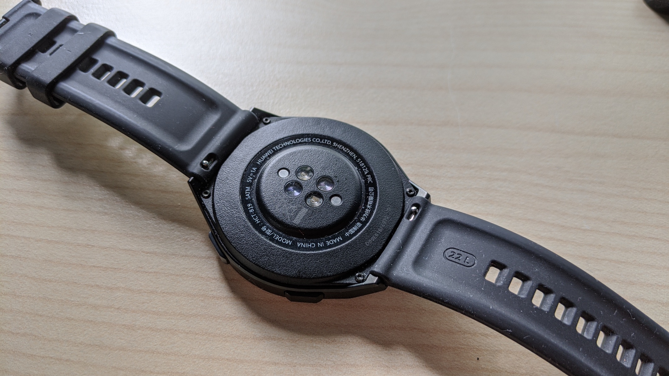 Huawei Watch GT 2e smartwatch review with comparison to the Watch GT 2 -  NotebookCheck.net Reviews